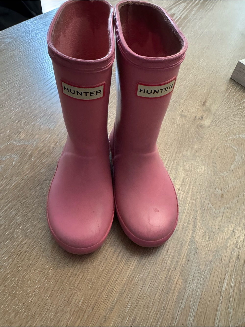 Girls tall hunter rain boot, bright pink, size 7
